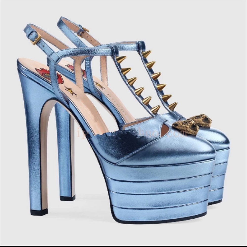 High Heels - Picture 2 of 7